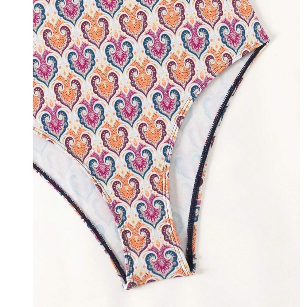 Boho Patchwork Plunging Neck Ruffle Monokini One Piece Swimsuit - Picture 5 of 10